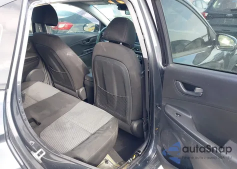 2019 Hyundai Kona Se z USA, uszkodzony, nr VIN KM8K12AA8KU318397